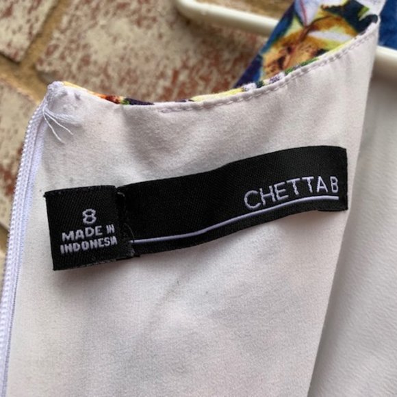 Sleeveless floral dress size 8 - Picture 8 of 8